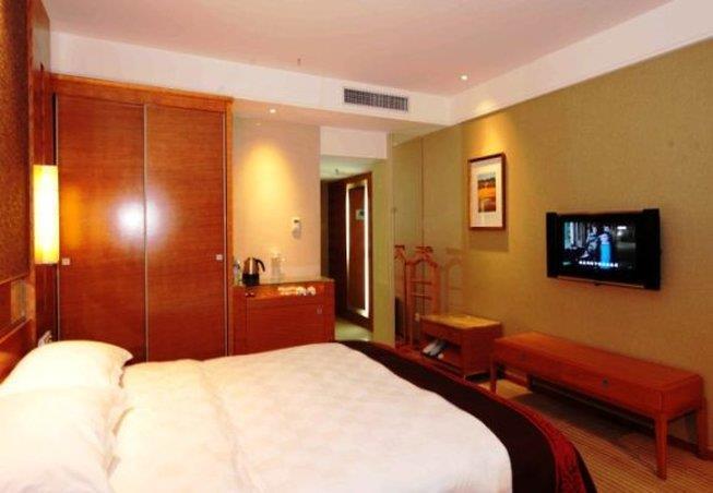 Xiamen Airlines Lakeside Hotel Room photo